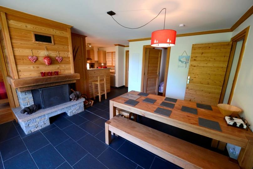 Appartements De La Chamoissiere 蒙乃第耶-勒潘 外观 照片