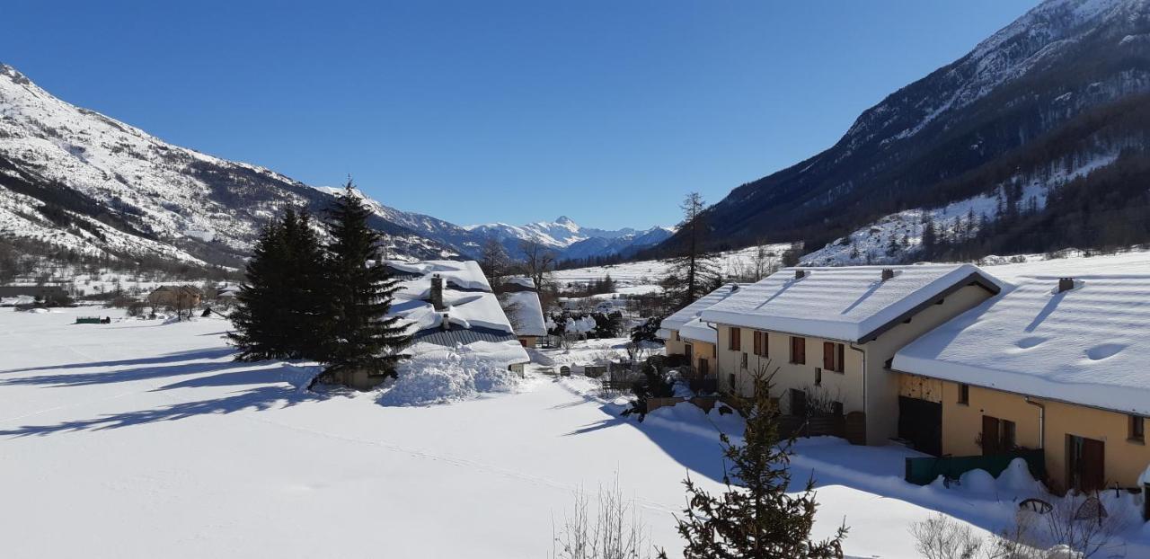 Appartements De La Chamoissiere 蒙乃第耶-勒潘 外观 照片